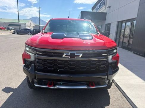 Used 2023 Chevrolet Silverado 1500 ZR2 AWD/4WD image 2