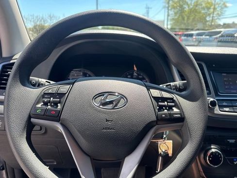 Used 2017 Hyundai Tucson SE AWD/4WD image 19