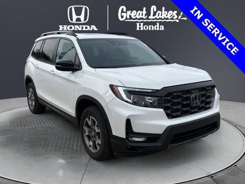 Used 2023 Honda Passport TrailSport image 1