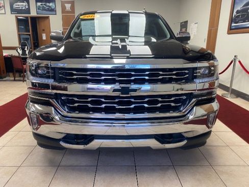 Used 2018 Chevrolet Silverado 1500 LTZ w/ Sport Package image 9