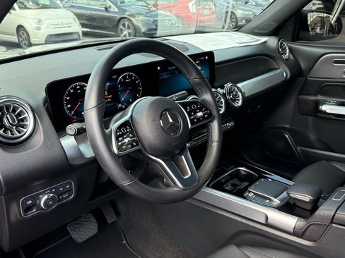 Certified 2023 Mercedes-Benz GLB 250 4MATIC image 21