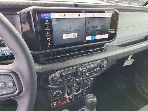 New 2026 Jeep Gladiator Sport AWD/4WD image 12