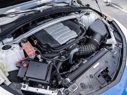 Used 2017 Chevrolet Camaro SS RWD image 27