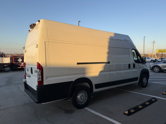 Used 2025 RAM ProMaster 3500 FWD image 3