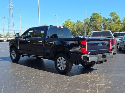 Certified 2024 Ford F250 Lariat w/ Lariat Ultimate Package image 12