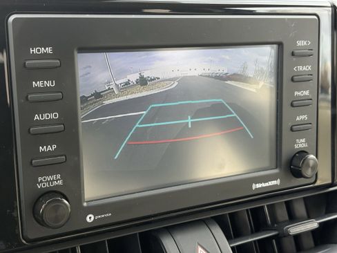 Used 2021 Toyota RAV4 XLE image 26