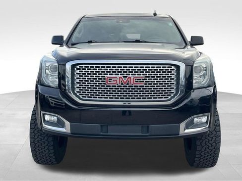 Used 2015 GMC Yukon XL Denali w/ Premium Package image 2