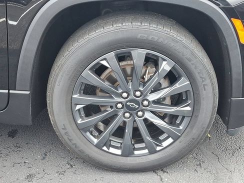 Certified 2023 Chevrolet Traverse RS w/ LPO, Floor Liner Package AWD/4WD image 8