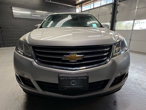 Used 2016 Chevrolet Traverse LT AWD/4WD image 2