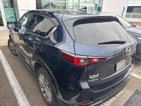 Used 2023 MAZDA CX-5 Signature AWD/4WD image 4