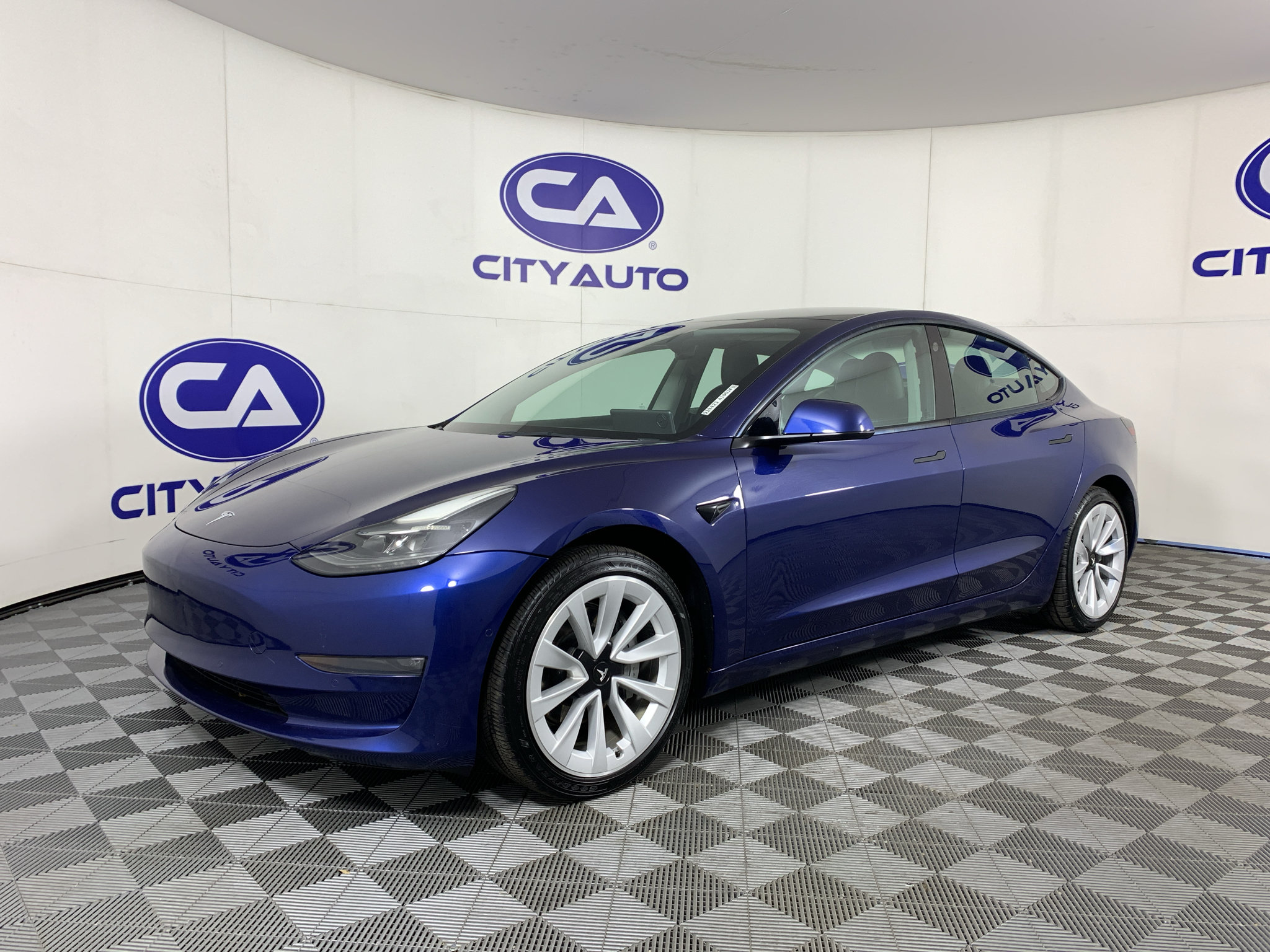 Used 2022 Tesla Model 3 Long Range AWD/4WD image 7