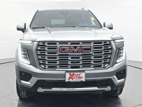 Used 2025 GMC Yukon XL Denali image 25