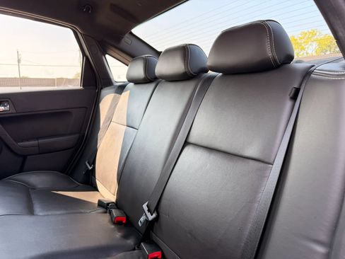 Used 2010 Ford Focus SEL FWD image 15