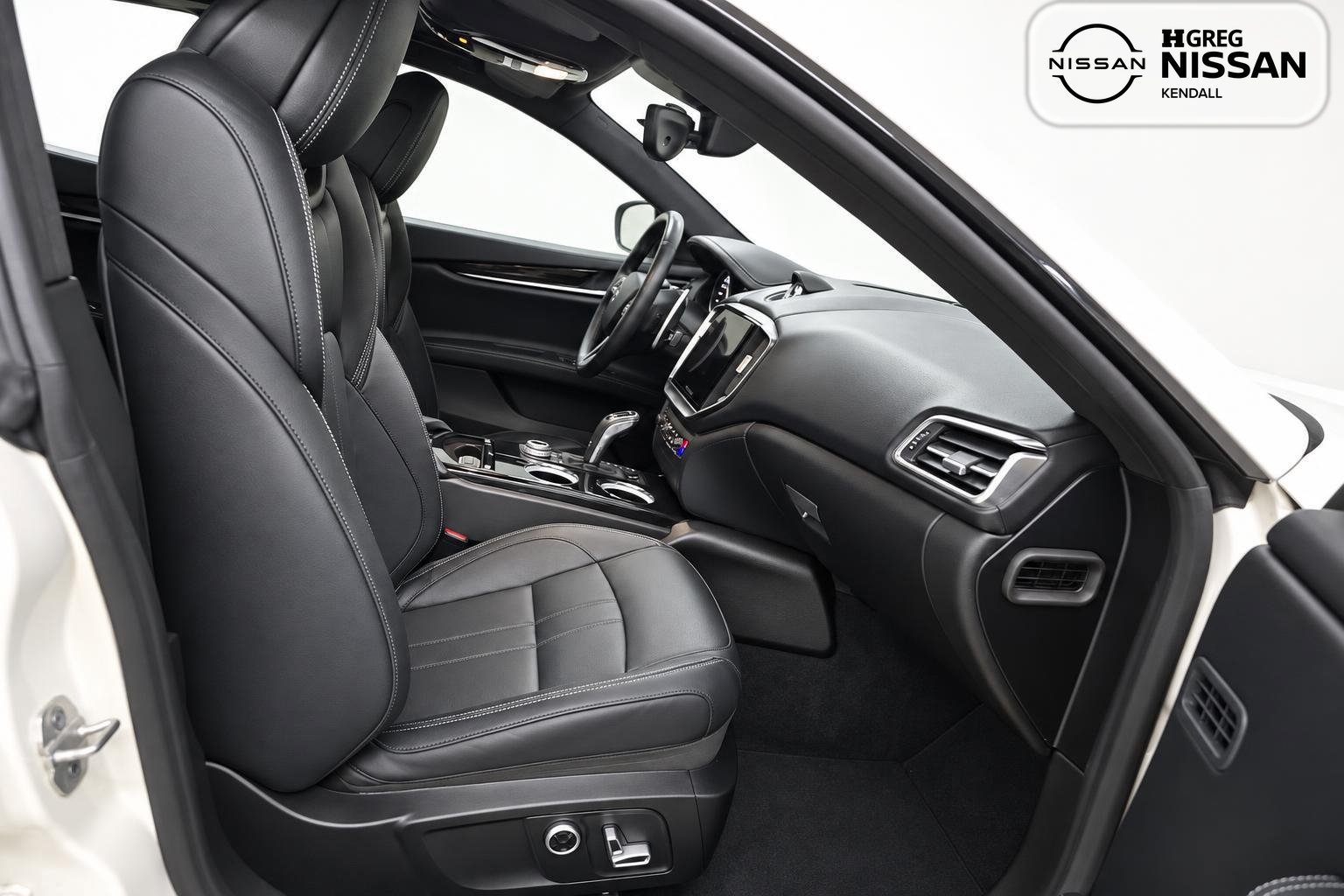 Used 2023 Maserati Ghibli Modena RWD image 8