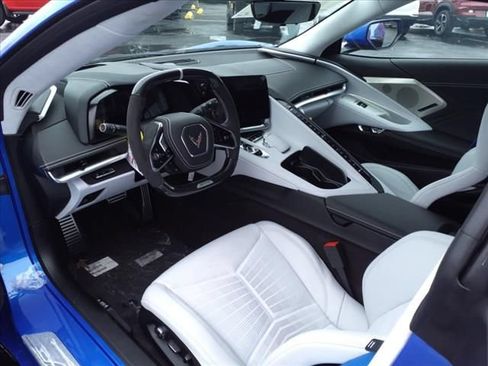 New 2025 Chevrolet Corvette Z06 w/ Z07 Performance Package RWD image 17