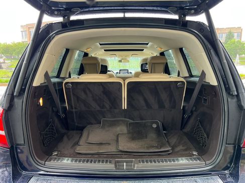 Used 2018 Mercedes-Benz GLS 450 4MATIC image 48