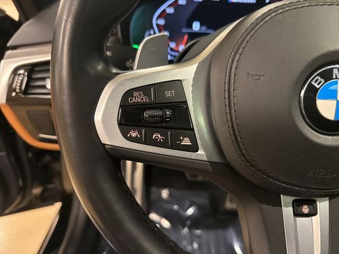 Used 2020 BMW M550i xDrive M550i xDrive w/ Executive Package image 22