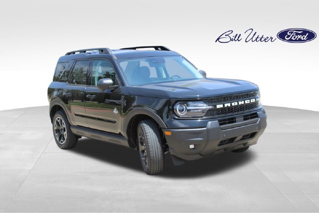 New 2026 Ford Bronco Sport Outer Banks w/ Outer Banks Tech Package+ AWD/4WD image 2