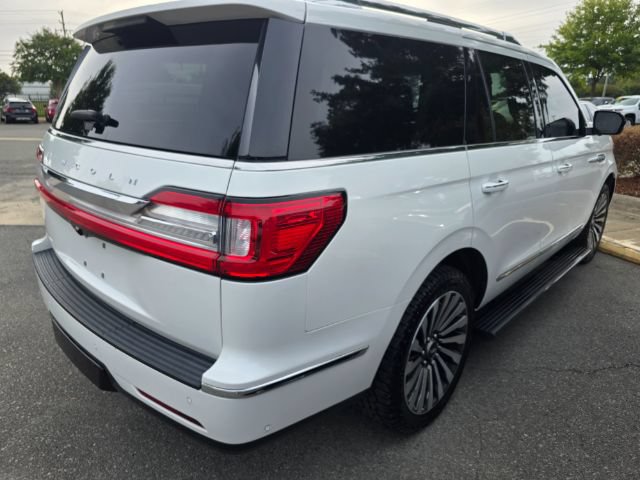 Used 2021 Lincoln Navigator Reserve w/ Luxury Package AWD/4WD image 4