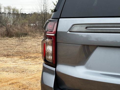 Used 2022 Chevrolet Tahoe Z71 image 8