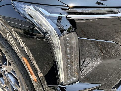 New 2026 Cadillac Optiq V AWD/4WD image 14