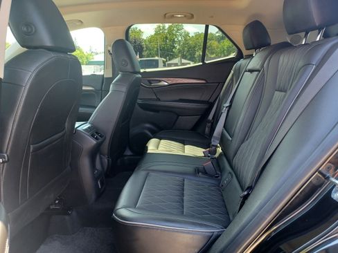 Used 2023 Buick Envision AWD Avenir image 12