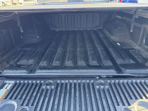 Used 2024 Nissan Frontier PRO-4X w/ Pro Convenience Package image 26