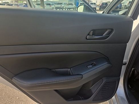 Used 2024 Nissan Altima 2.5 SV image 26