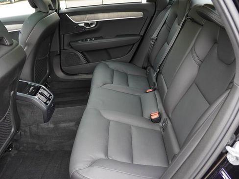 Used 2023 Volvo S90 B6 Plus w/ Protection Package Premier AWD/4WD image 17
