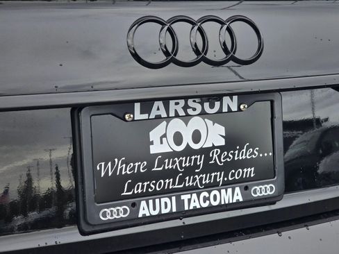 Used 2023 Audi S4 Premium Plus w/ Premium Plus Package AWD/4WD image 32
