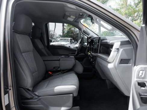 Used 2023 Ford F250 XL w/ STX Appearance Package AWD/4WD image 38
