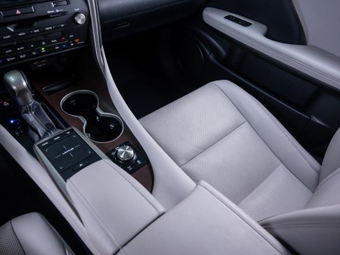 Used 2022 Lexus RX 350 AWD w/ Premium Package image 28