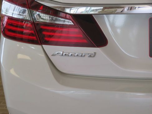 Used 2016 Honda Accord EX-L image 75
