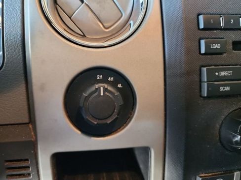 Used 2012 Ford F150 XLT w/ XLT Chrome Pkg image 21