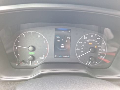Used 2024 Toyota Corolla Cross AWD Hybrid image 19