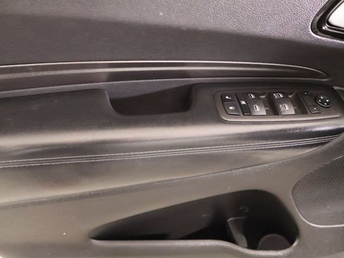 Used 2023 Dodge Durango SXT AWD/4WD image 16