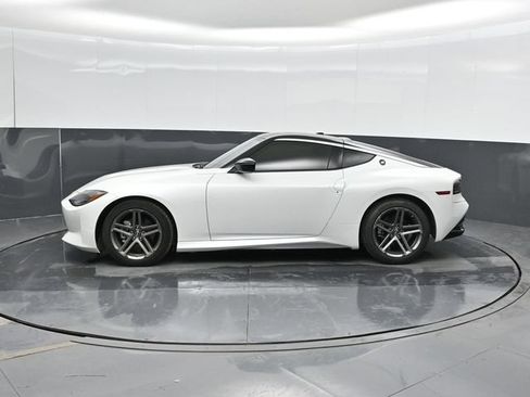 Used 2024 Nissan Z Sport w/ Floor Mat Package RWD image 10