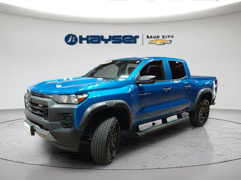 Used 2024 Chevrolet Colorado Trail Boss w/ LPO, Skid Plate Package AWD/4WD image 3