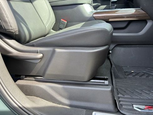 Used 2025 Chevrolet Silverado 1500 LT Trail Boss w/ Convenience Package II image 27