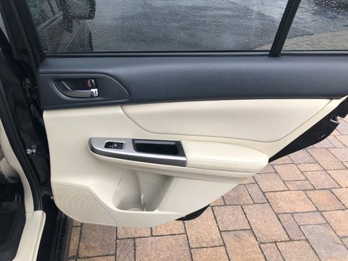 Used 2015 Subaru Crosstrek 2.0i Premium image 25