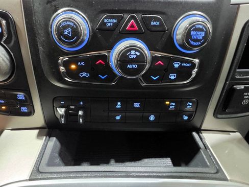 Used 2018 RAM 1500 Big Horn AWD/4WD image 39