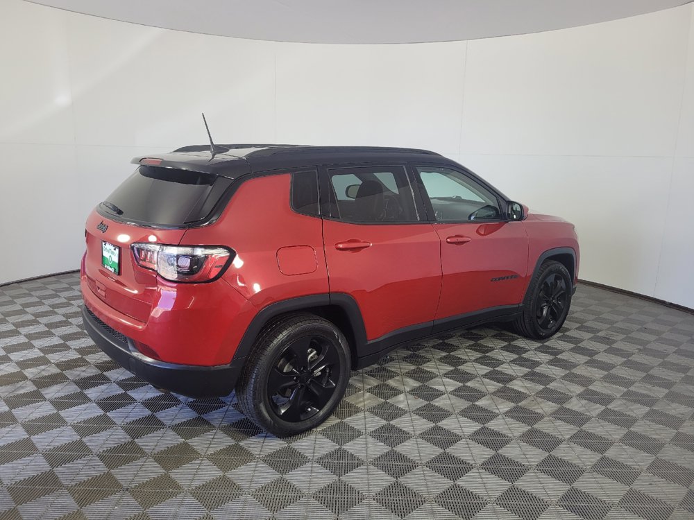 Used 2021 Jeep Compass Latitude FWD image 10