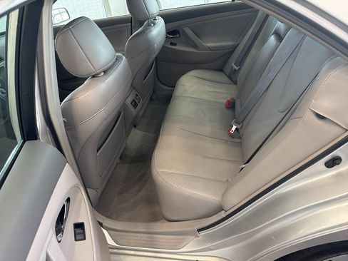 Used 2009 Toyota Camry Hybrid FWD image 19