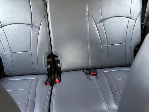 Used 2021 Buick Enclave Premium w/ Sun and Sites Package AWD/4WD image 22