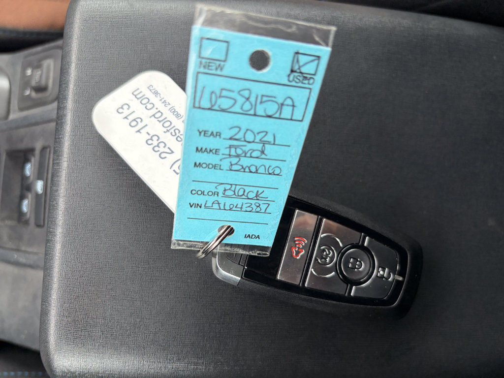 Used 2021 Ford Bronco Outer Banks AWD/4WD image 30