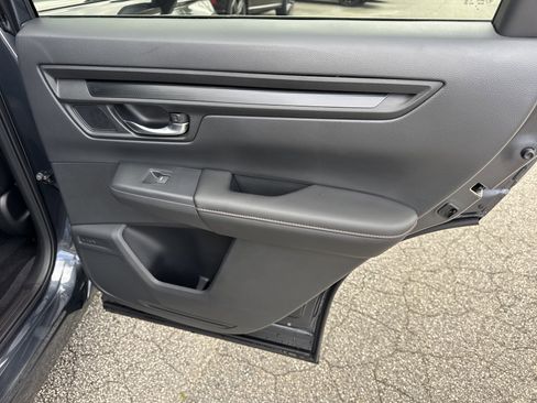 Used 2025 Honda CR-V Sport-L image 16