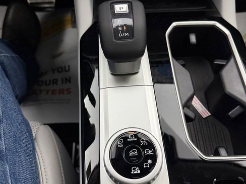 New 2026 Mitsubishi Outlander SEL AWD/4WD image 21