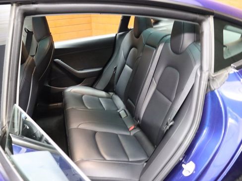 Used 2023 Tesla Model 3 Standard Range image 33
