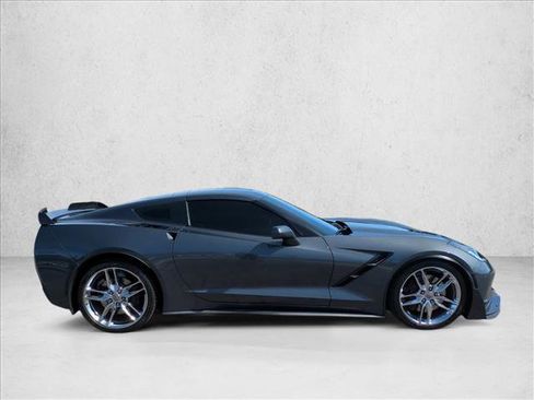 Used 2014 Chevrolet Corvette Stingray Coupe image 4