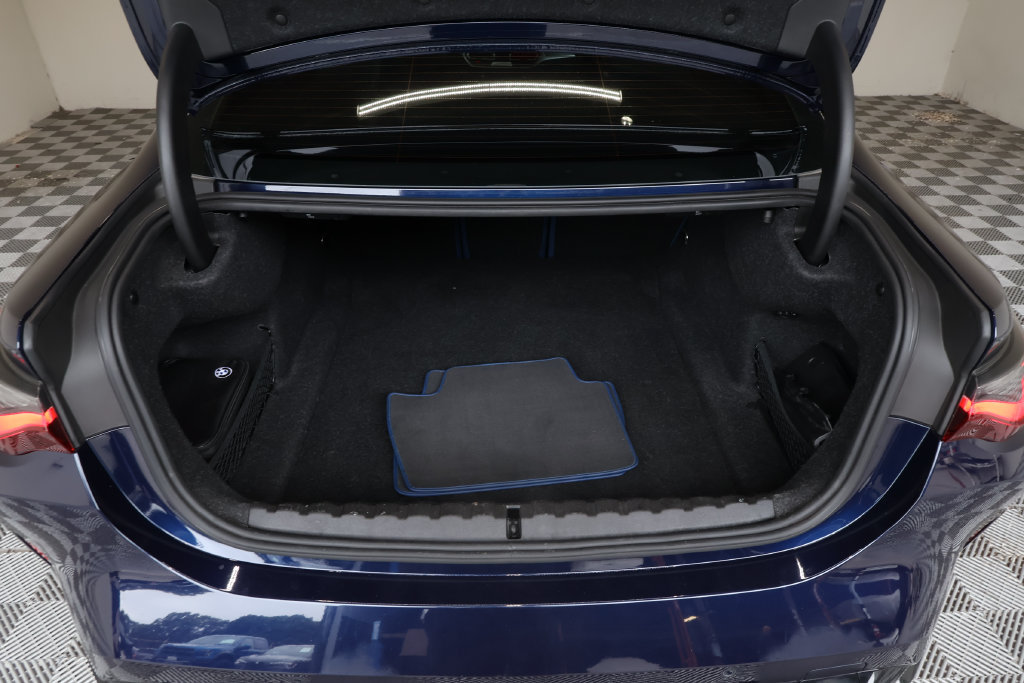 Used 2022 BMW M4 Competition RWD image 18
